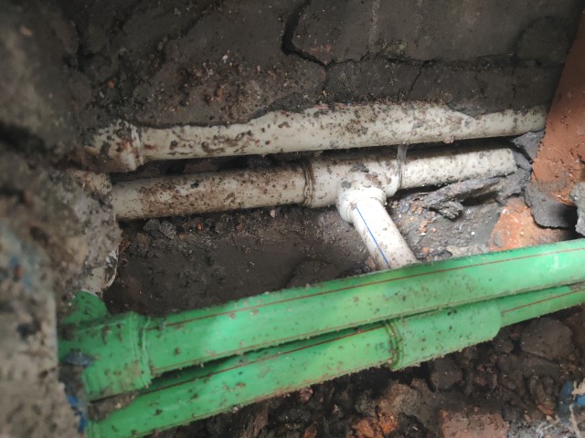 都匀市消防水管漏水检测维修.客厅漏水检测维修